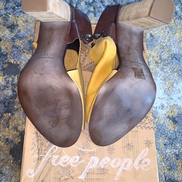 Free People Heel "Picture This"- Desert Size 10 - Picture 5 of 6